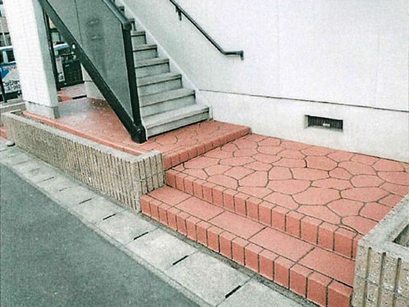 共用住宅：エントランス 施工後の様子